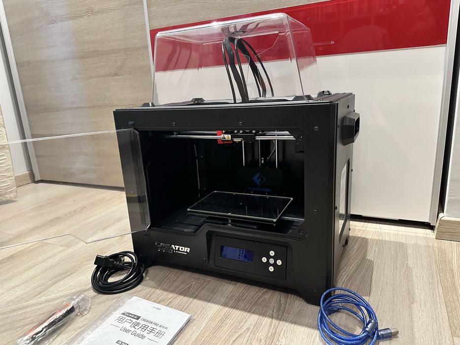 Imprimanta 3D Flashforge Creator Pro + Filament + Accesorii
