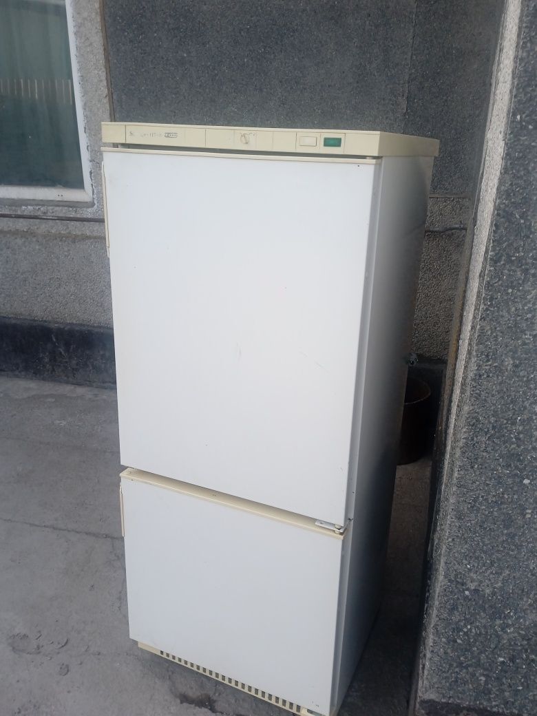 Холодильник Продам