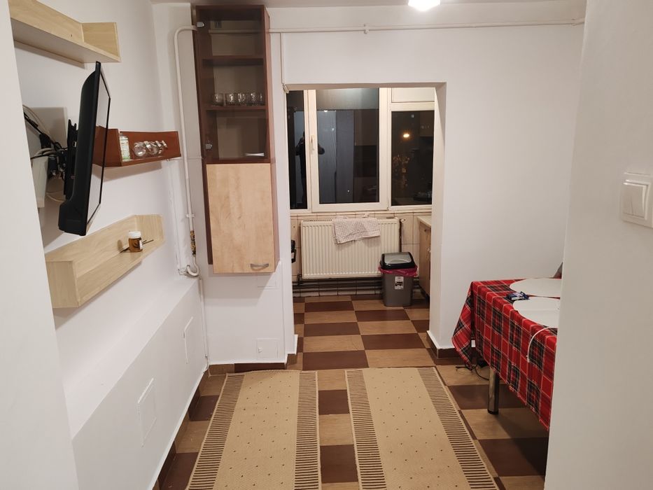 Închiriez apartament  regim hotelier