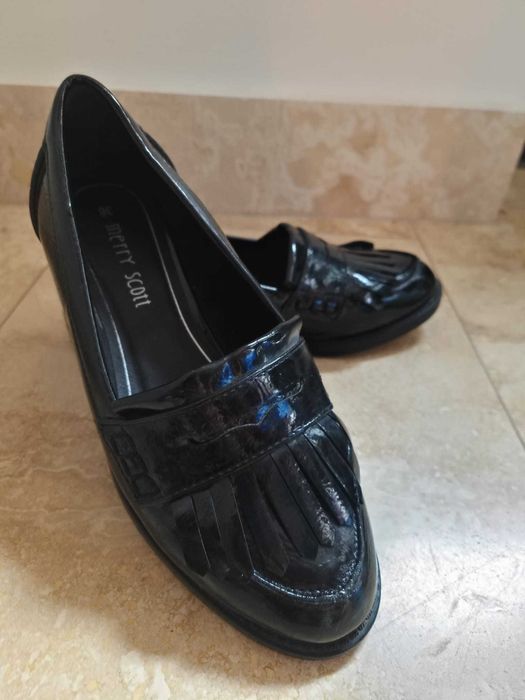 Pantofi eleganți nr 36
