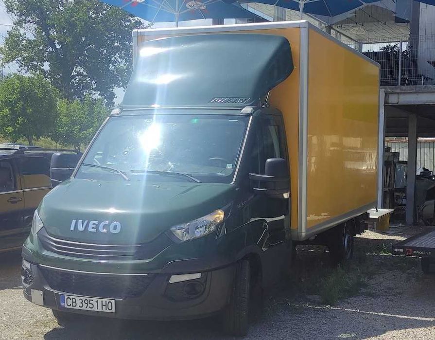 Транспорт бус с падащ борд