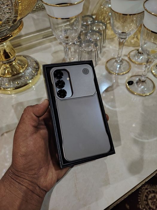 Galaxy 25 vitnam