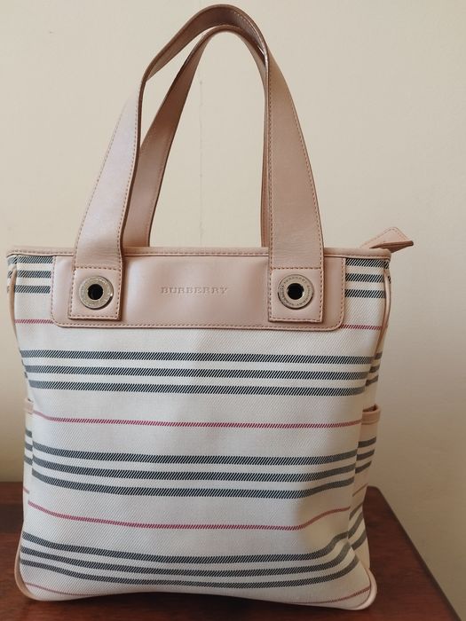 Женская сумка Burberry