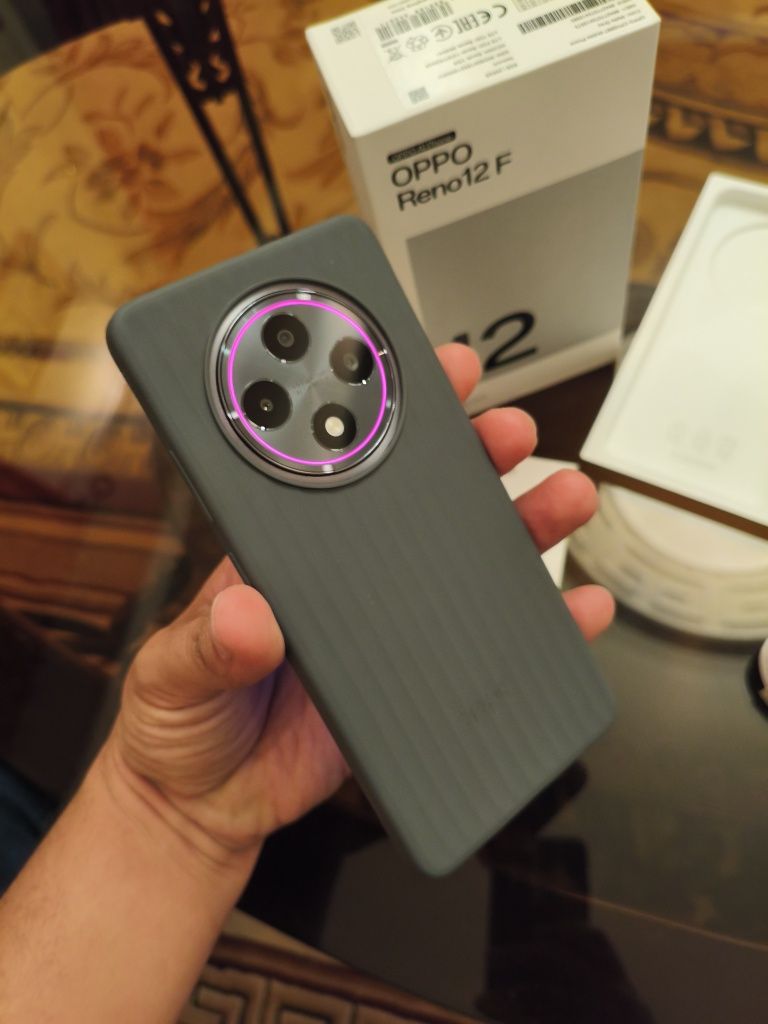 Oppo Reno 12F 8/256 (как новый)
