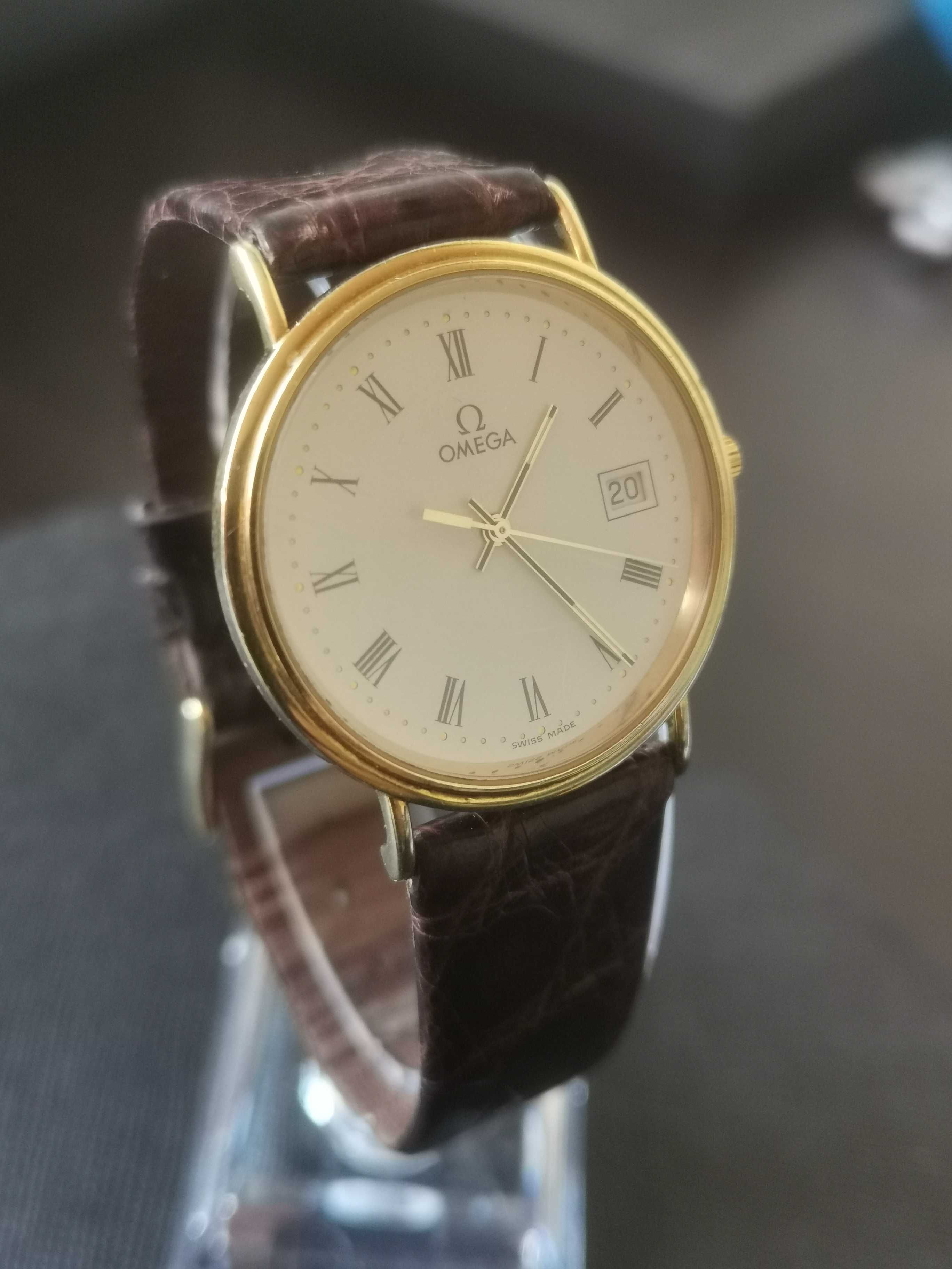 Часовник Omega злато 18k