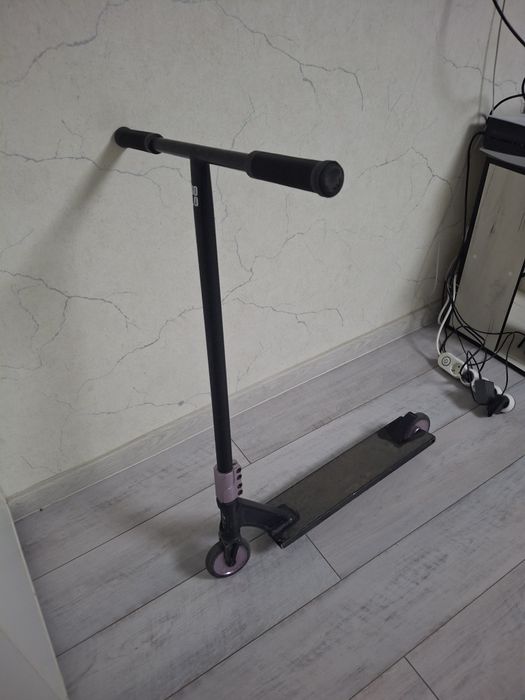 Самокат трюковой