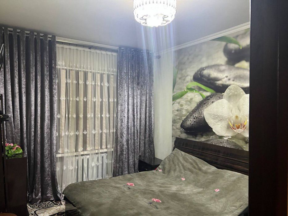 Ттз , Хумаюн 3/1/9 80 кв.м . Не торец . Балк 2*6. Подвал . Стоянка .