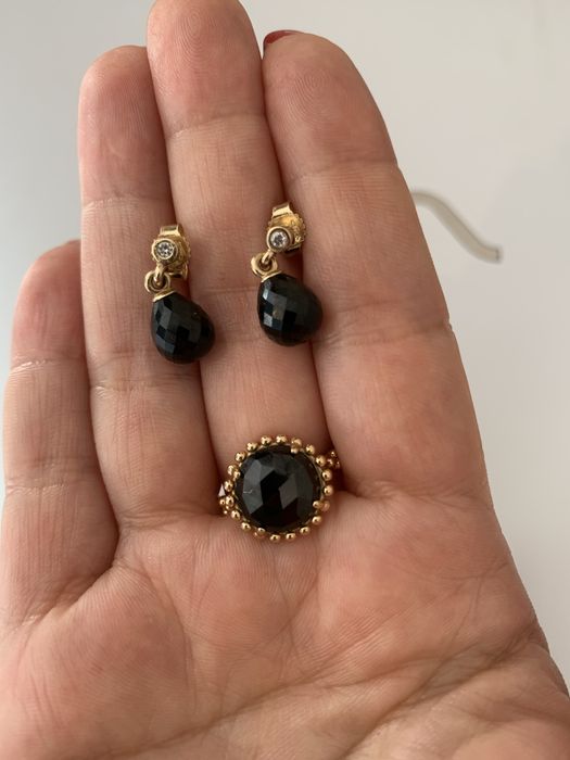 Inel pandora aur black spinel si cercei pandora aur si onyx