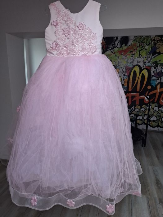 Vand rochie bal fetite