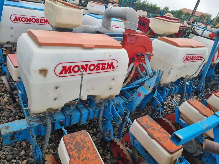Semanatoare Porumb Monosem PNU 4 sire