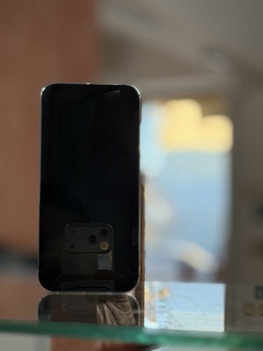 iPhone 14 pro max Pret 2400 lei