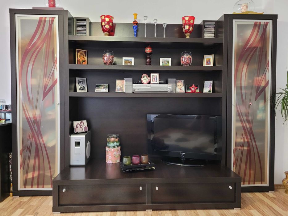Mobila salon, sufragerie din lemn masiv