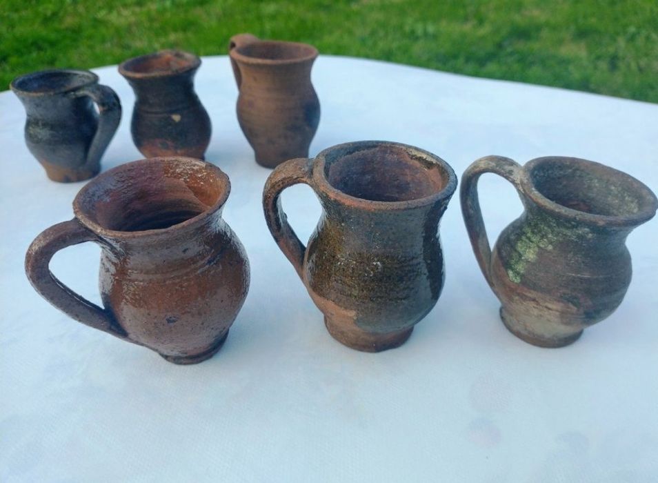 Set 9 cești din ceramică