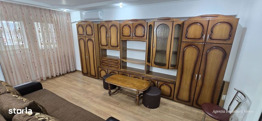 De inchiriat!Garsoniera mobilata si utilata BRD Piata Mare