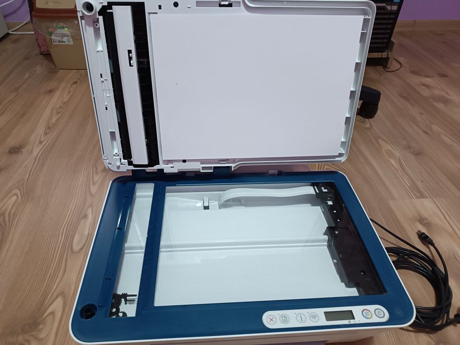 Принтер Deskjet Plus 4130