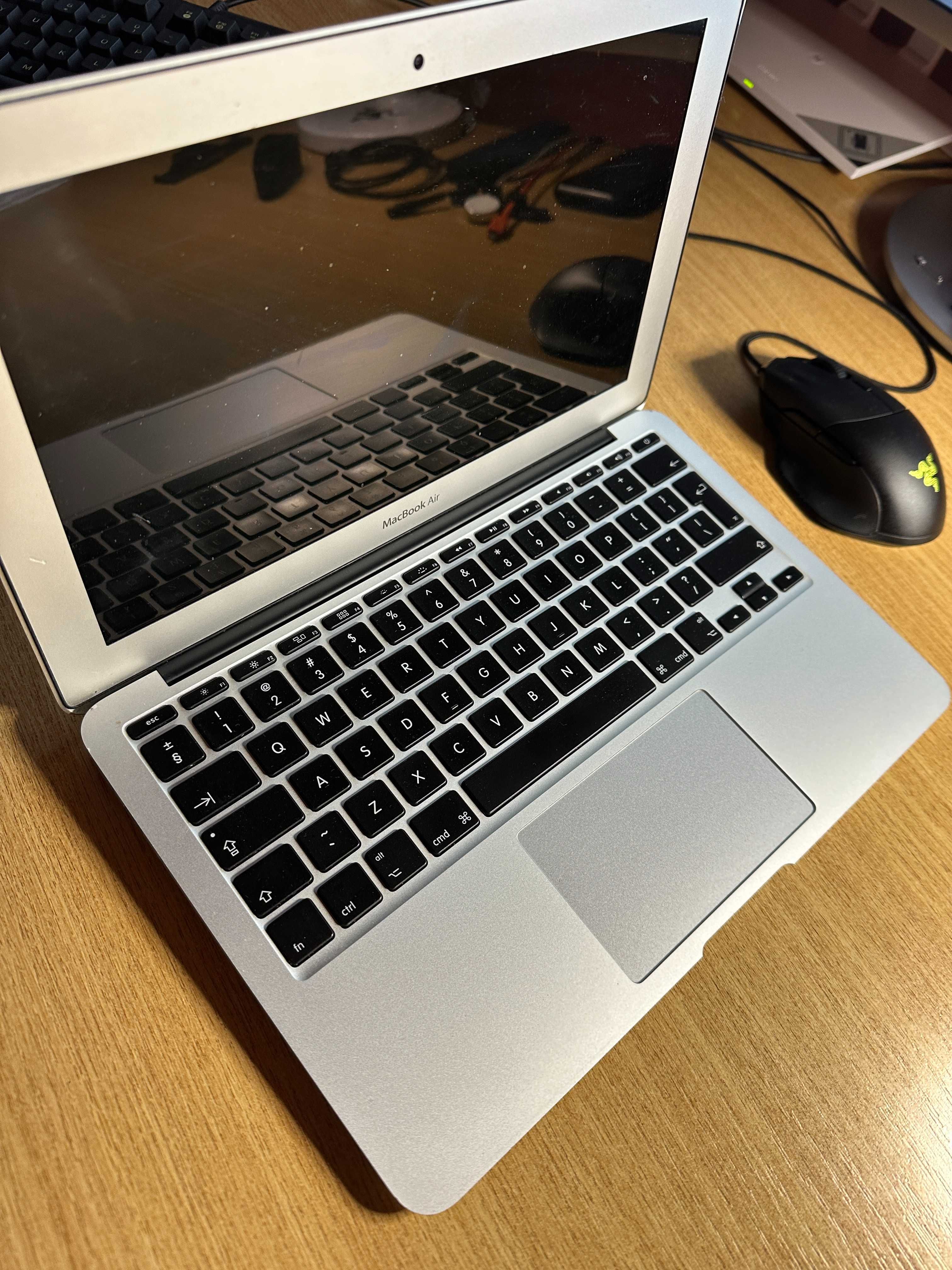MacBook Air 2014, i5, 128GB, 4Gb RAM
