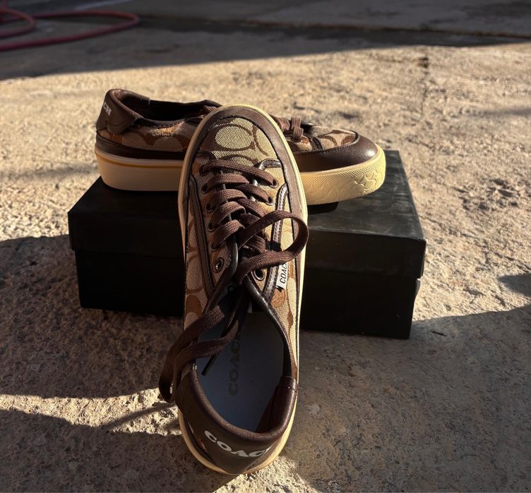 Новый обувь очень хороший