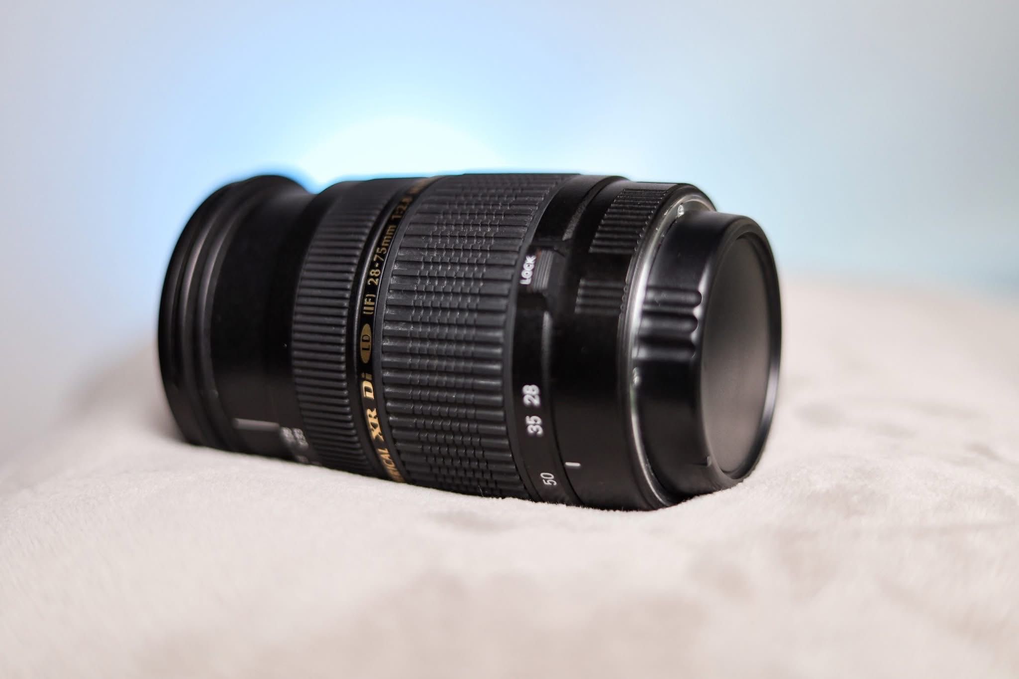 Обектив за Canon: Tamron SP AF 28-75 mm, f 2.8