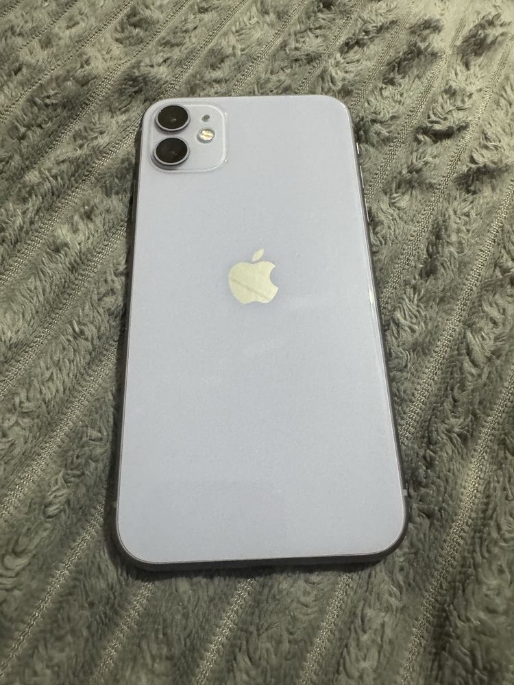 Продам Iphone 11
