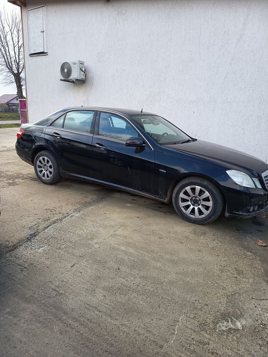 Mercedes e class w 212 an 2010