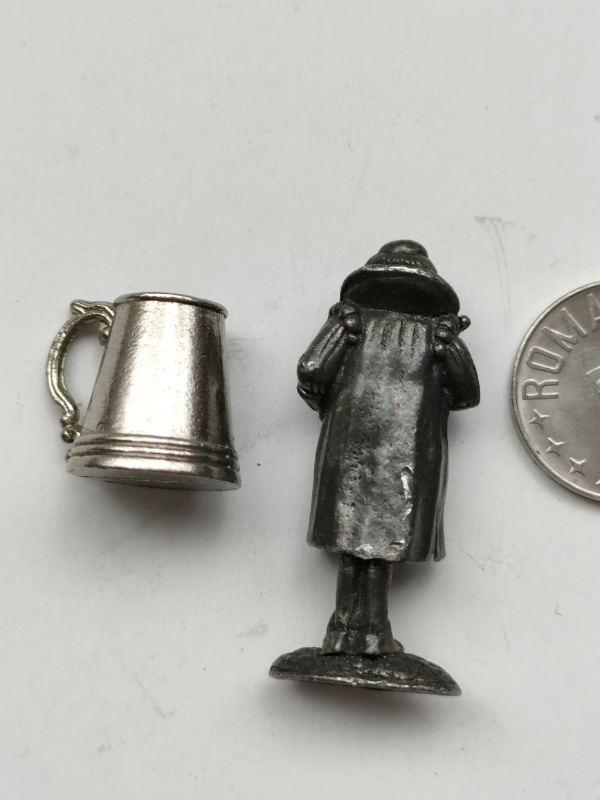 Vand mini figurine