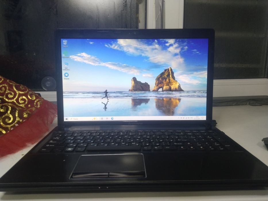 Ноутбук "Lenovo"