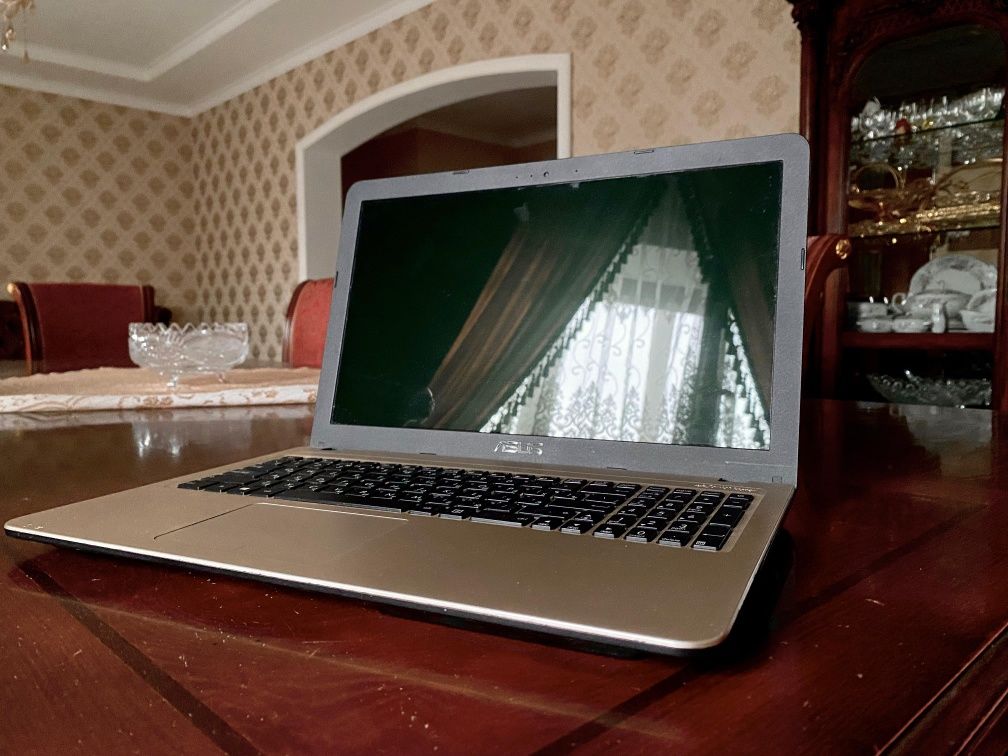 Ноутбук Asus x540sa