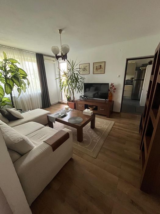 Vand apartament Medias, 3 camere ,88 mp, renovat