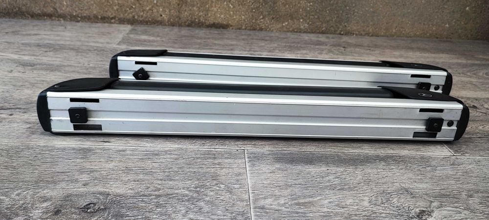 Оригинални стойки за ски  на Марцедес