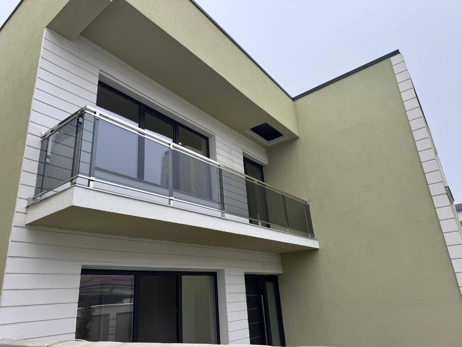 Balustrada de sticla