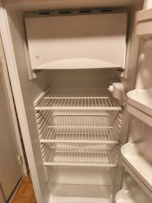 Frigider Arctic . Aparate Frigorifice