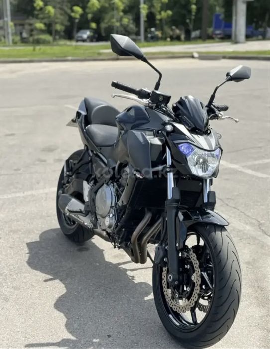 Kawasaki z/er 650
