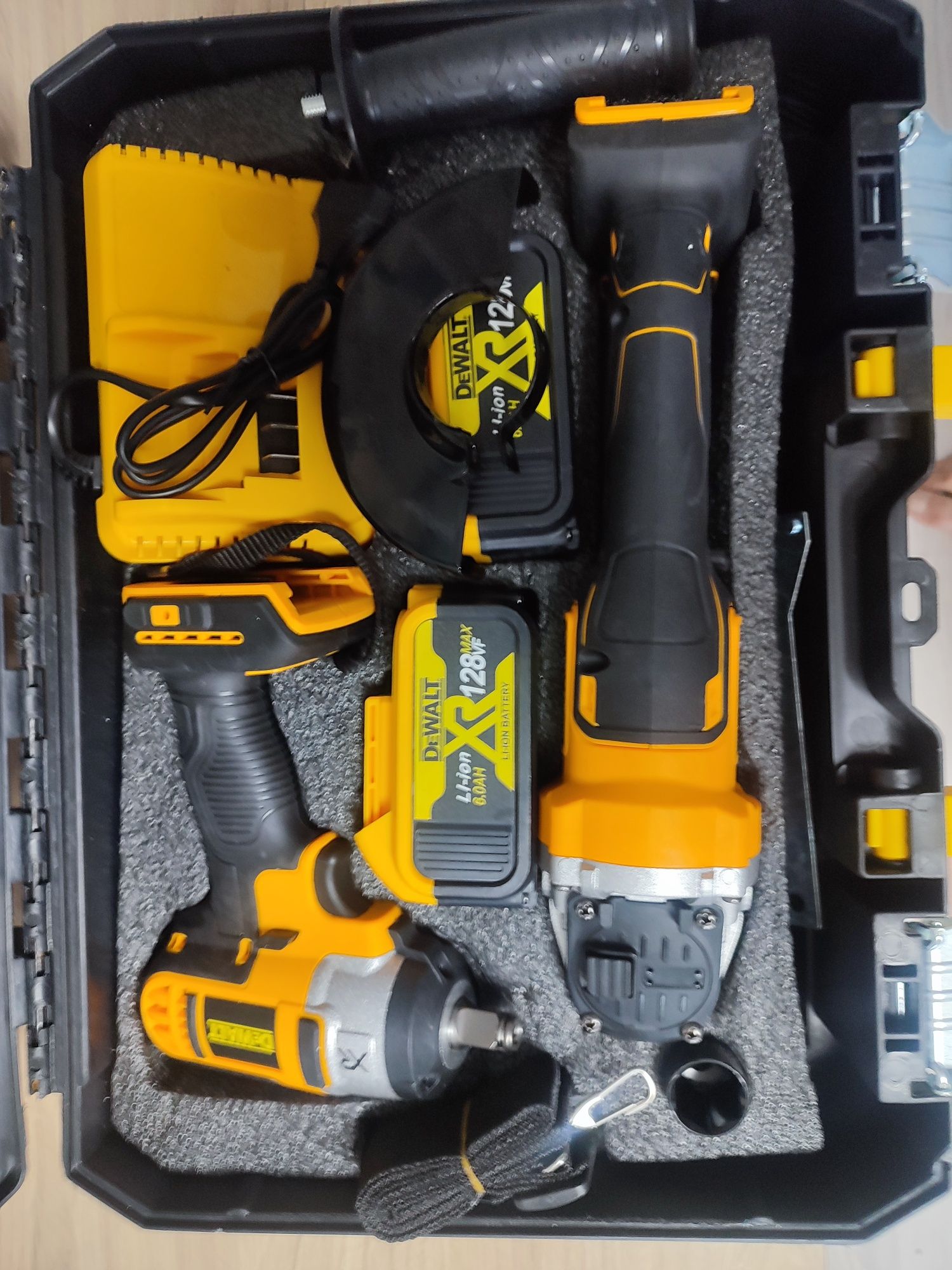 Новый Набор DeWALT