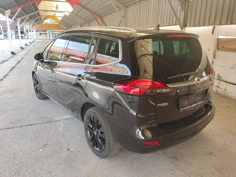 Opel Zafira C an 2014