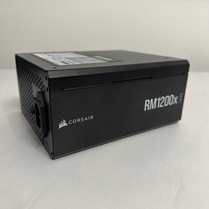 Sursa Corsair 1200W RM1200x - GARANTIE 8 Ani