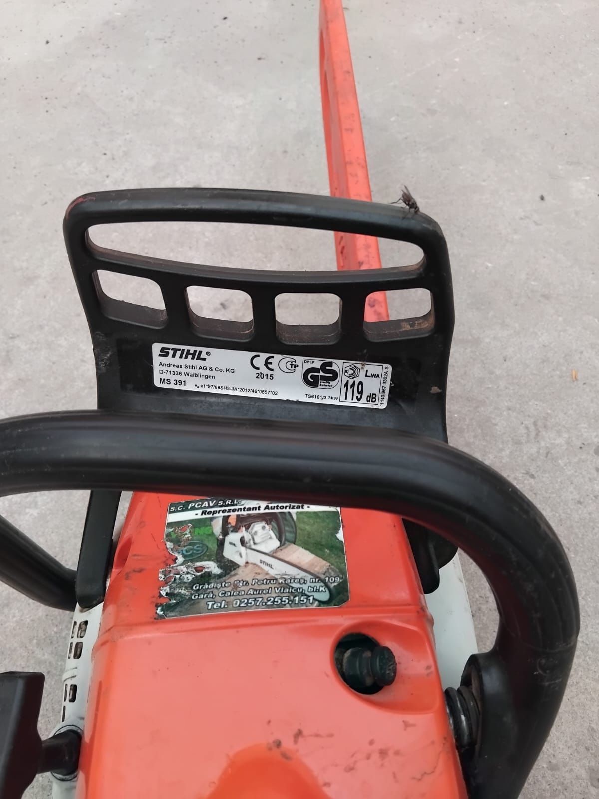 Vând Drujbă Stihl