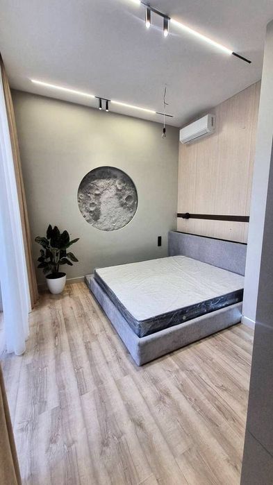 Продается дом 6 комнат, ор-р: Центр Луначарского, 2 сотки 230 м²