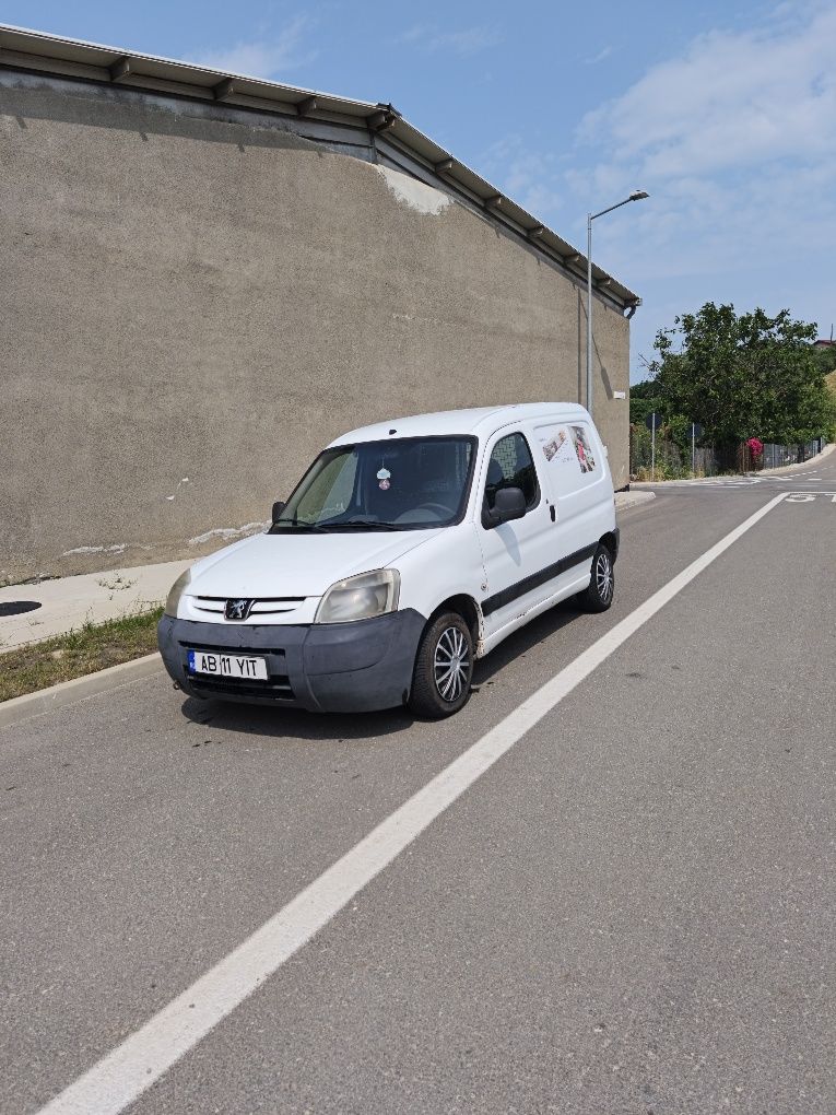Peogeot partener 19hdi 2007 în stare buna de funcționare