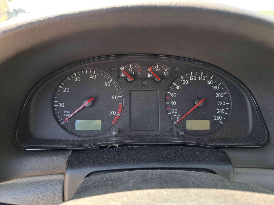 Ceas bord Volkswagen Passat B5 (3B5) Variant [Fabr 1997-2000] OEM
