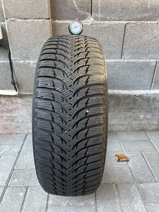 Зимна гума Kumho 205/55/16 DOT 2019 1бр.