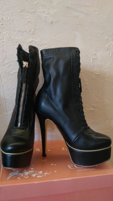 Ботуши 36 , 37 , 38 номер