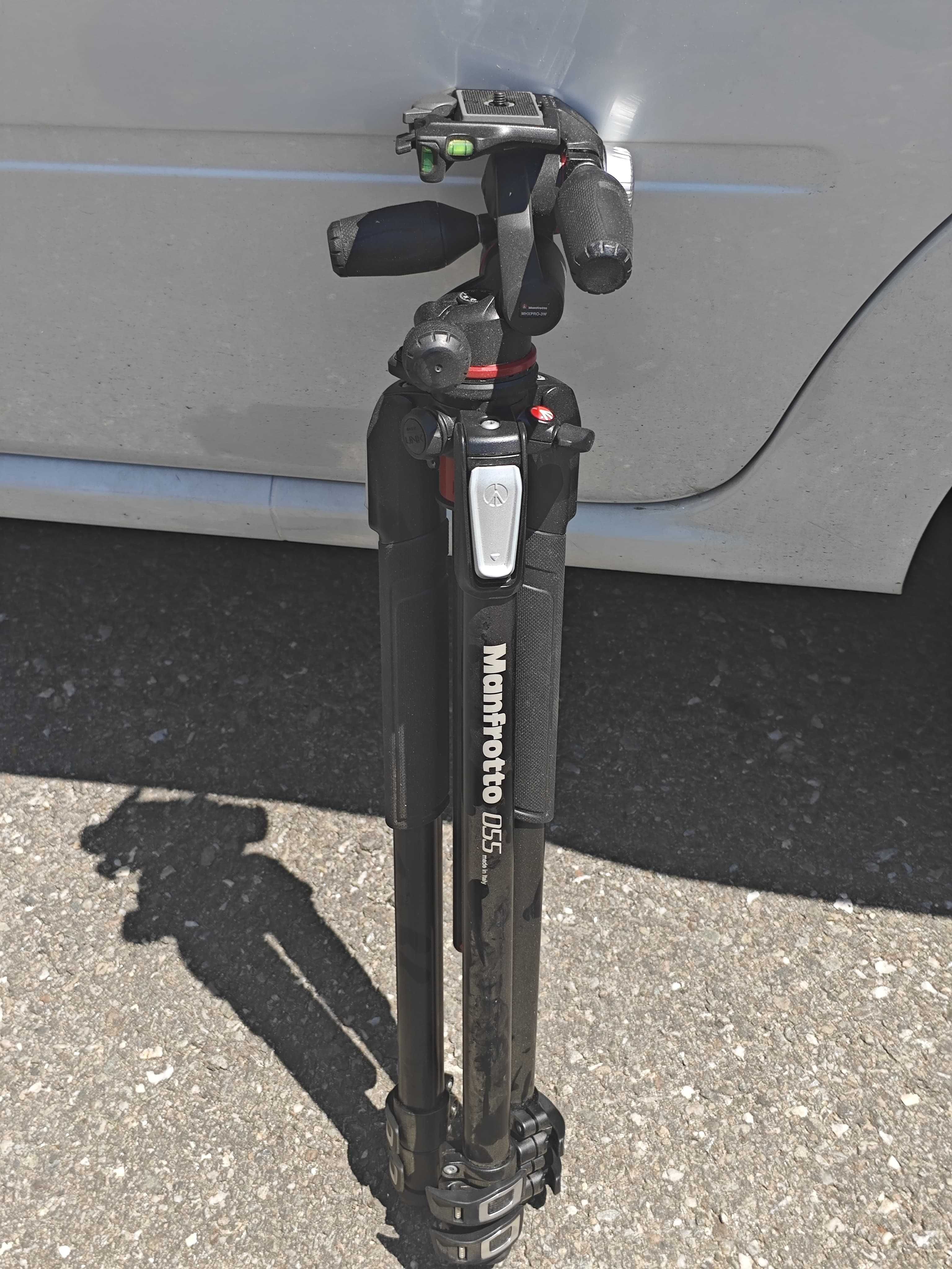 Manfrotto MK055XPRO3-3W kit trepied 3 sectiuni aluminiu + cap 3 way
