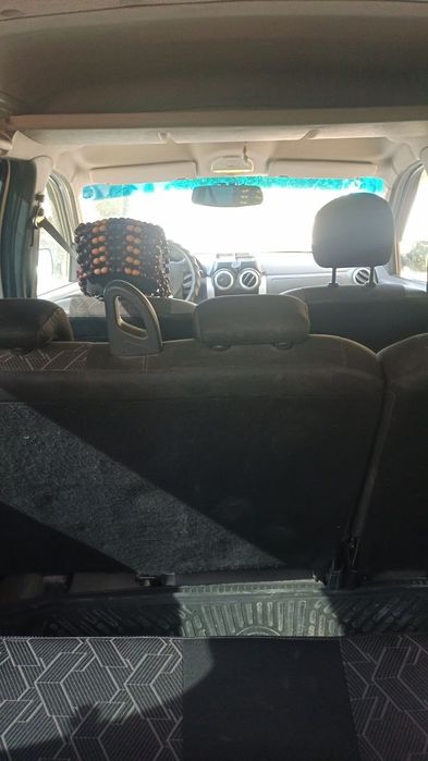 Lada Largus 2020 srochni sotiladi