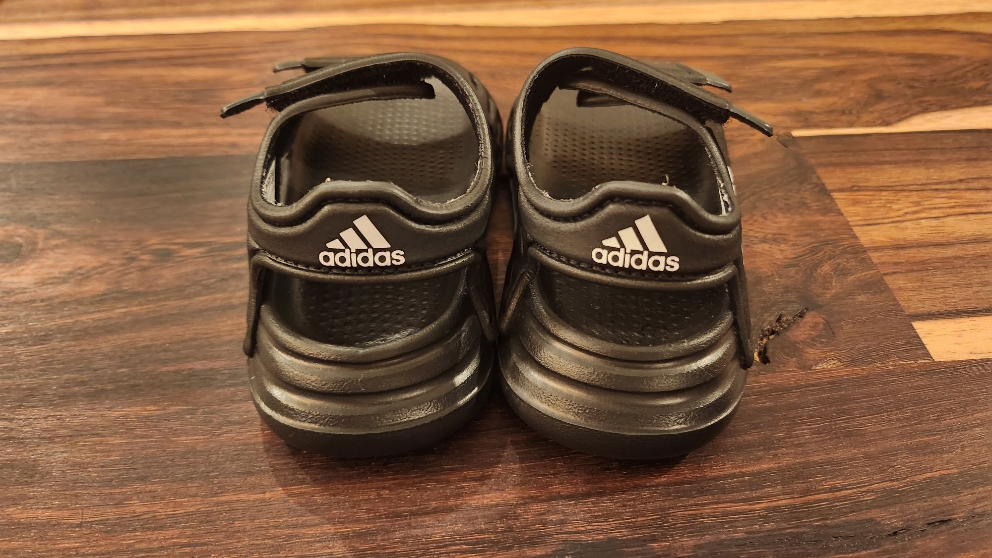 Детски сандали Adidas