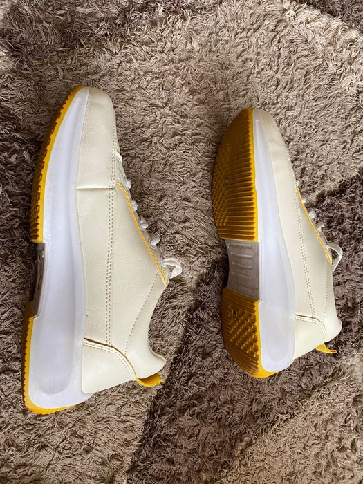 Adidasi albi femei marimea 38