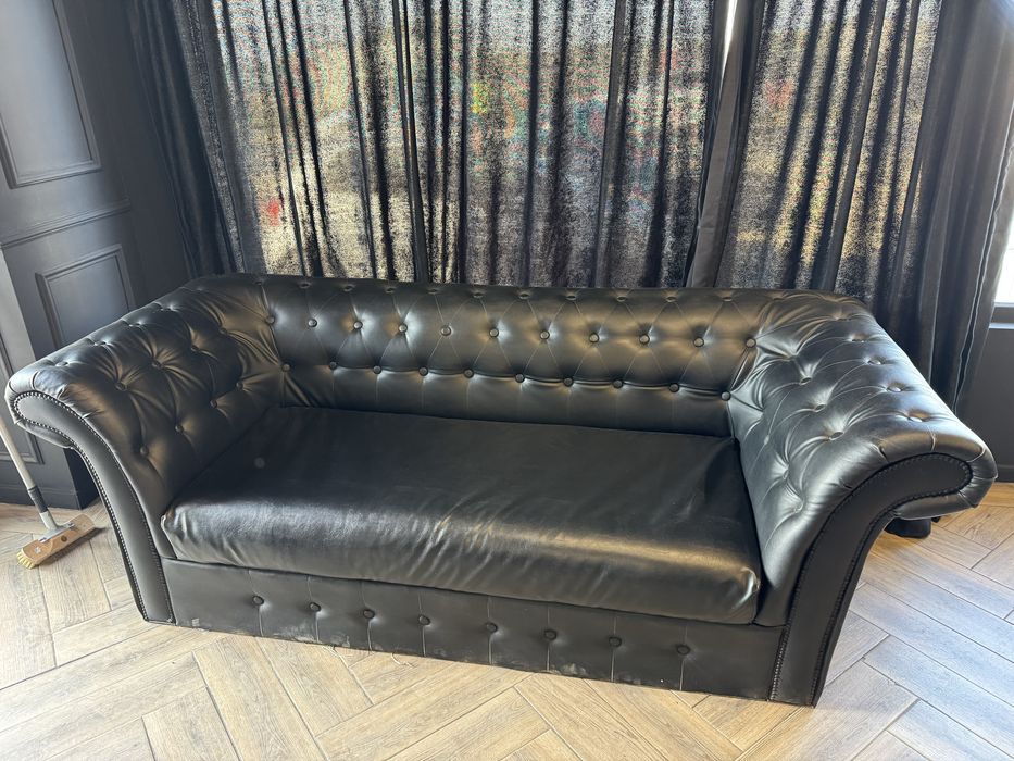 Canapea chesterfield mobexpert piele naturala, sezut retapitar