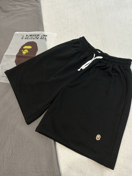 Чисто нови къси гащи на bape (logo)