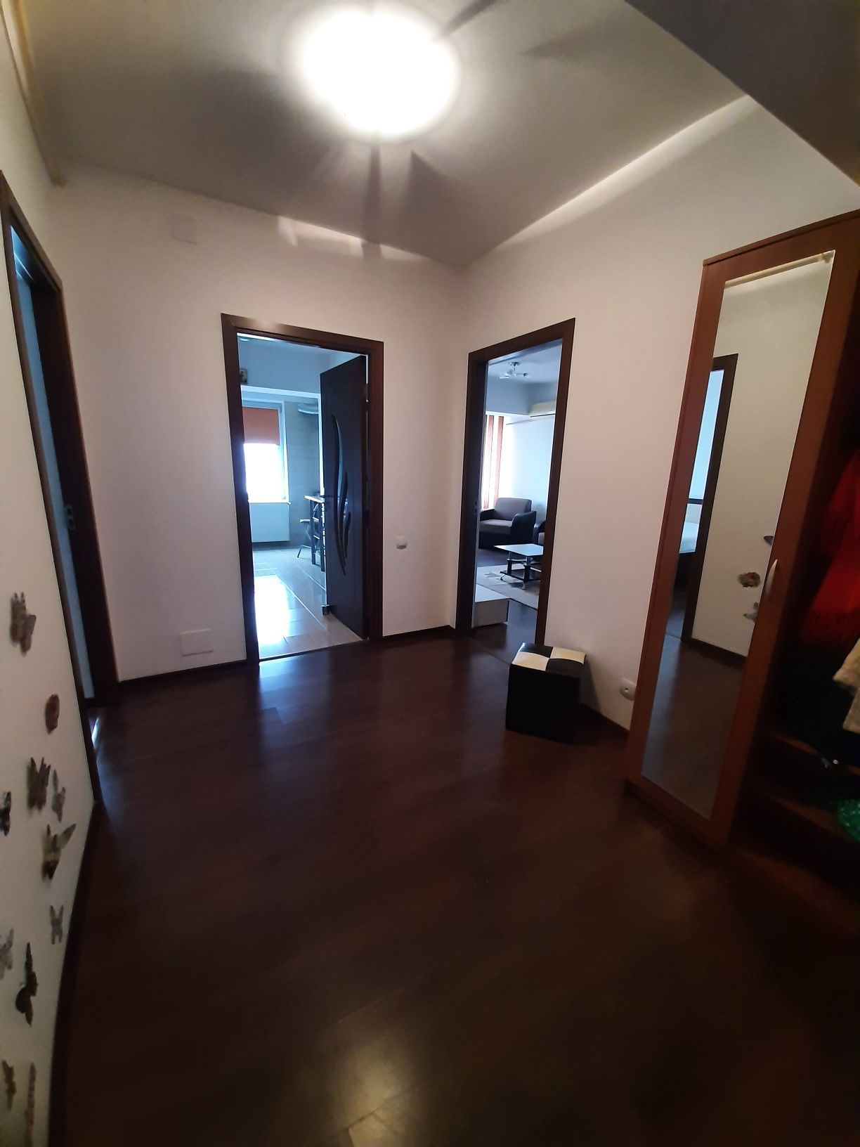 Proprietar inchiriez 2 camere decomandate,Bloc Nou  Arena Mall