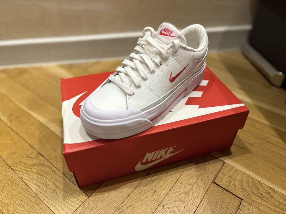 Ниски сникърси/кецове/маратонки ОРИГИНАЛНИ Nike Court Legacy Lift