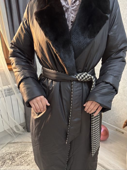 Norka yoqali kurtka yangi. Куртка навая с мехом норки.